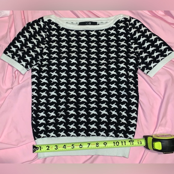 Houndstooth Sweater Tee - Picture 5 of 7